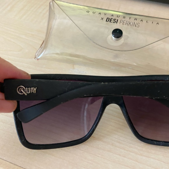 Quay New Sunglasses - Picture 2 of 3